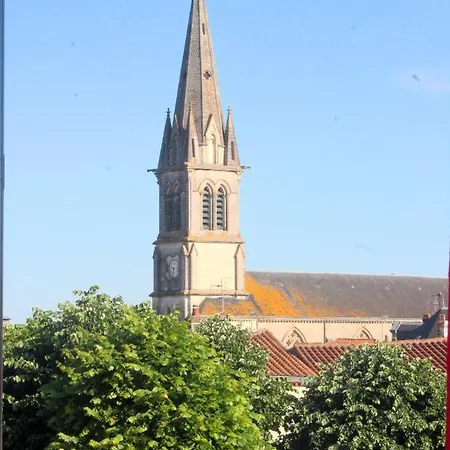 Le Feodal 3 Etoiles *