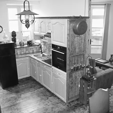 度假居 Le Feodal 3 Etoiles 蒂福日