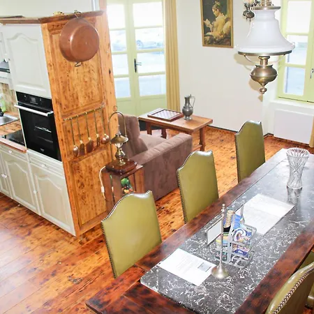 Le Feodal 3 Etoiles Tiffauges