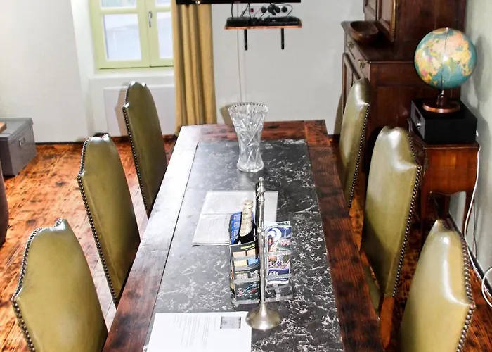 Le Feodal 3 Etoiles Tiffauges