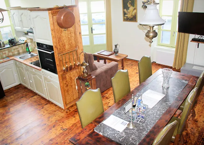 Le Feodal 3 Etoiles 蒂福日